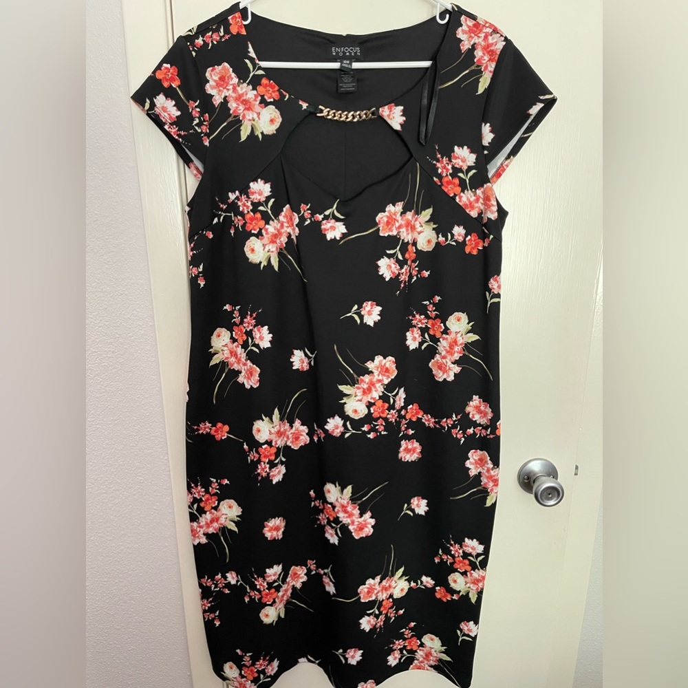 ENFOCUS Sheath Floral Dress Size 16W